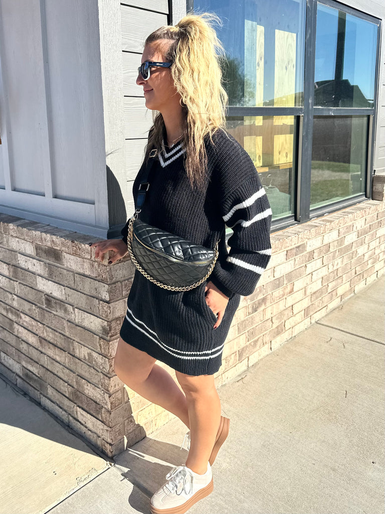 Blk/Wht Varsity Sweater Dress Medium Blk/Wht Varsity Sweater Dress Medium