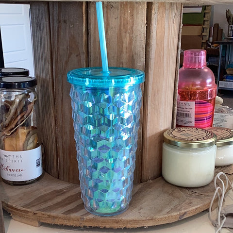 Tall irredescent tumbler with straw